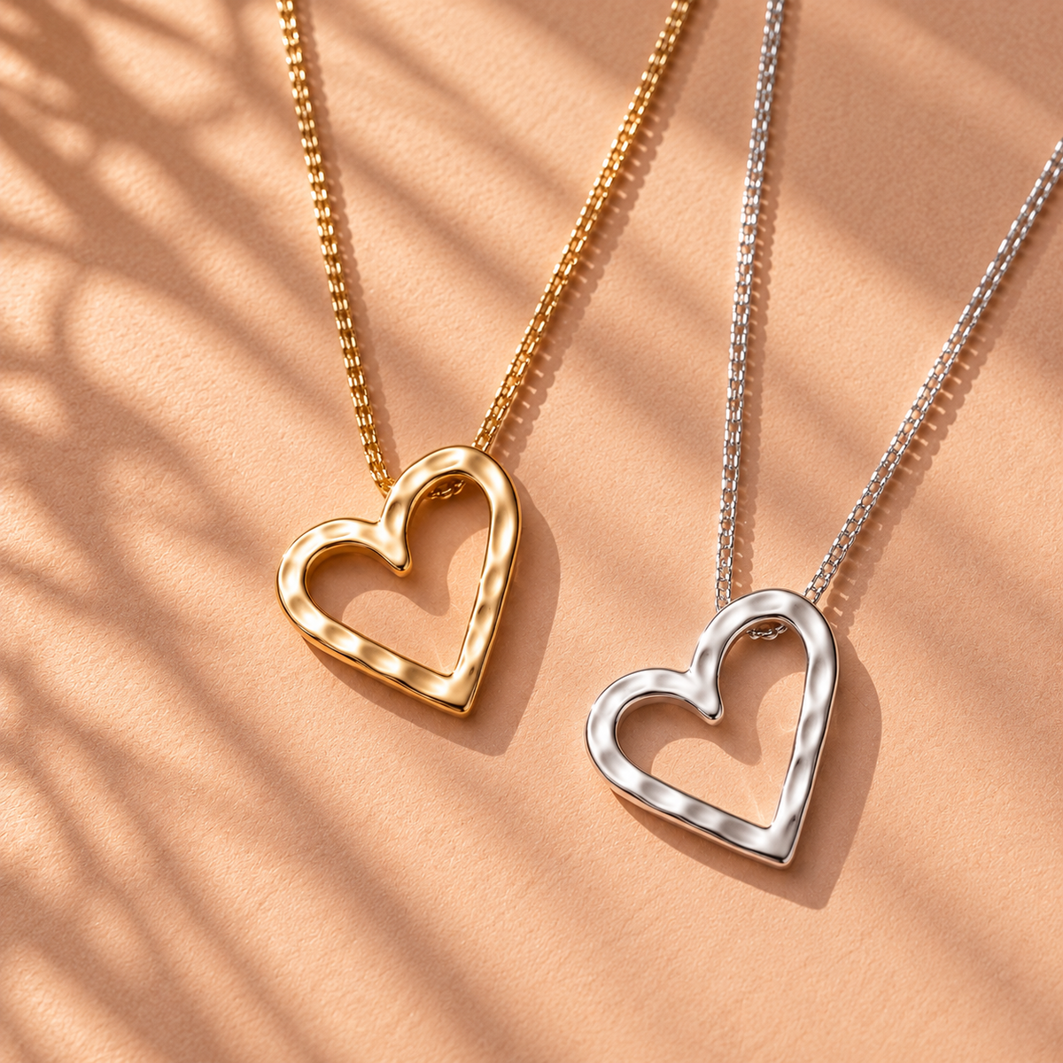 Tiny heart shape pendant