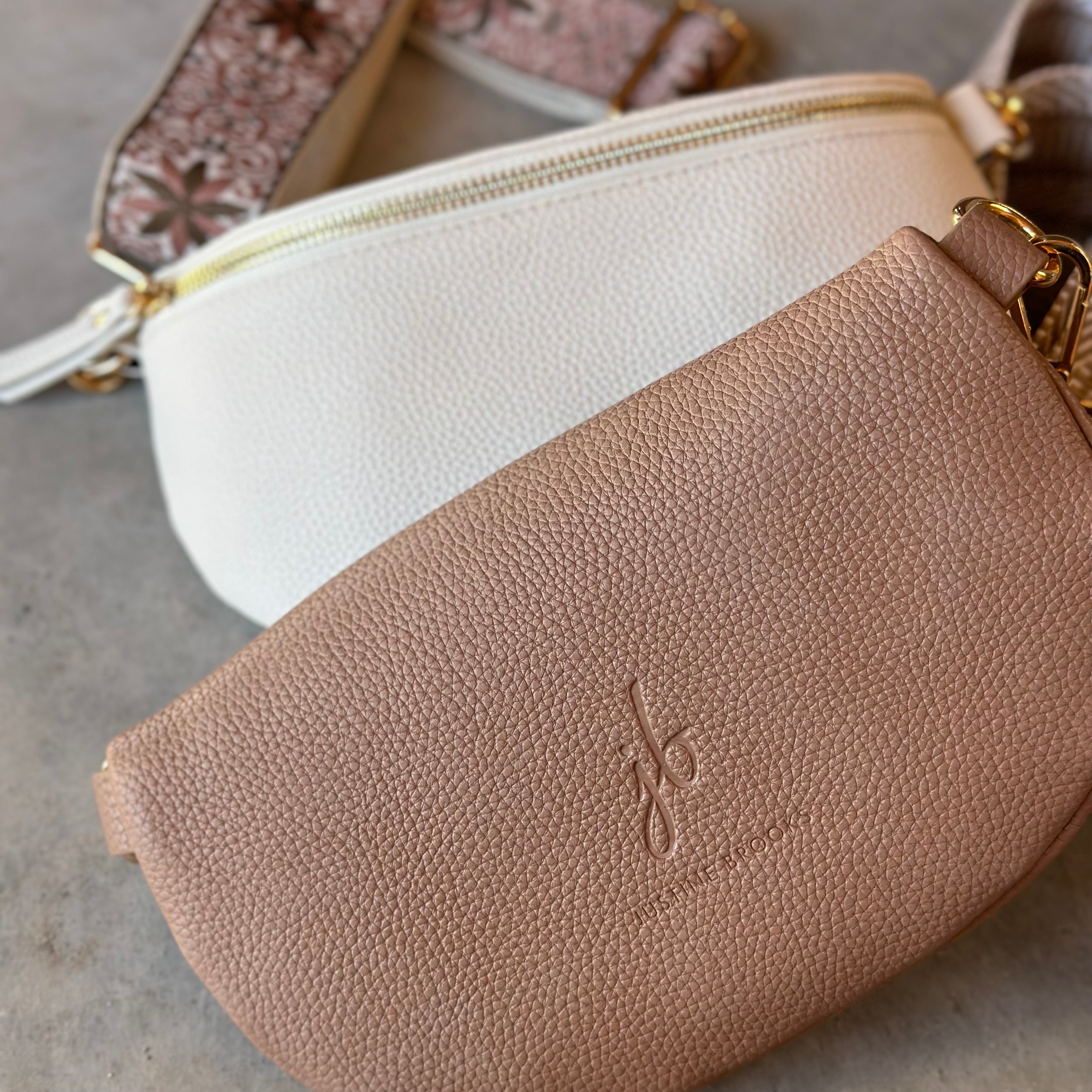 Crossbody bag Tan