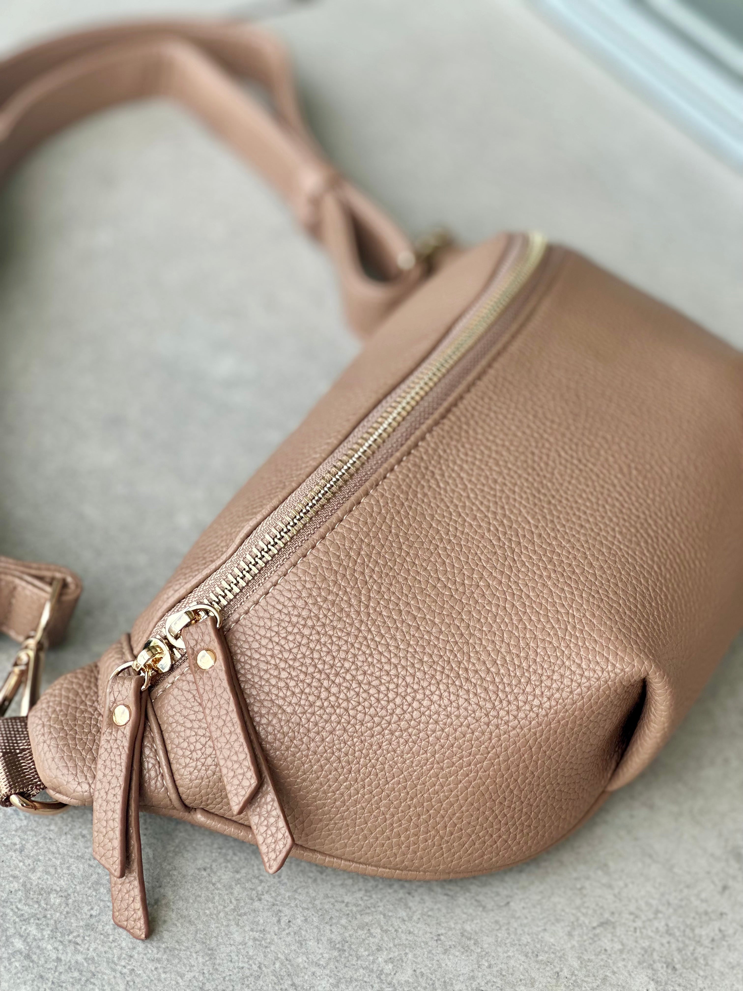 Large crossbody bag - Tan