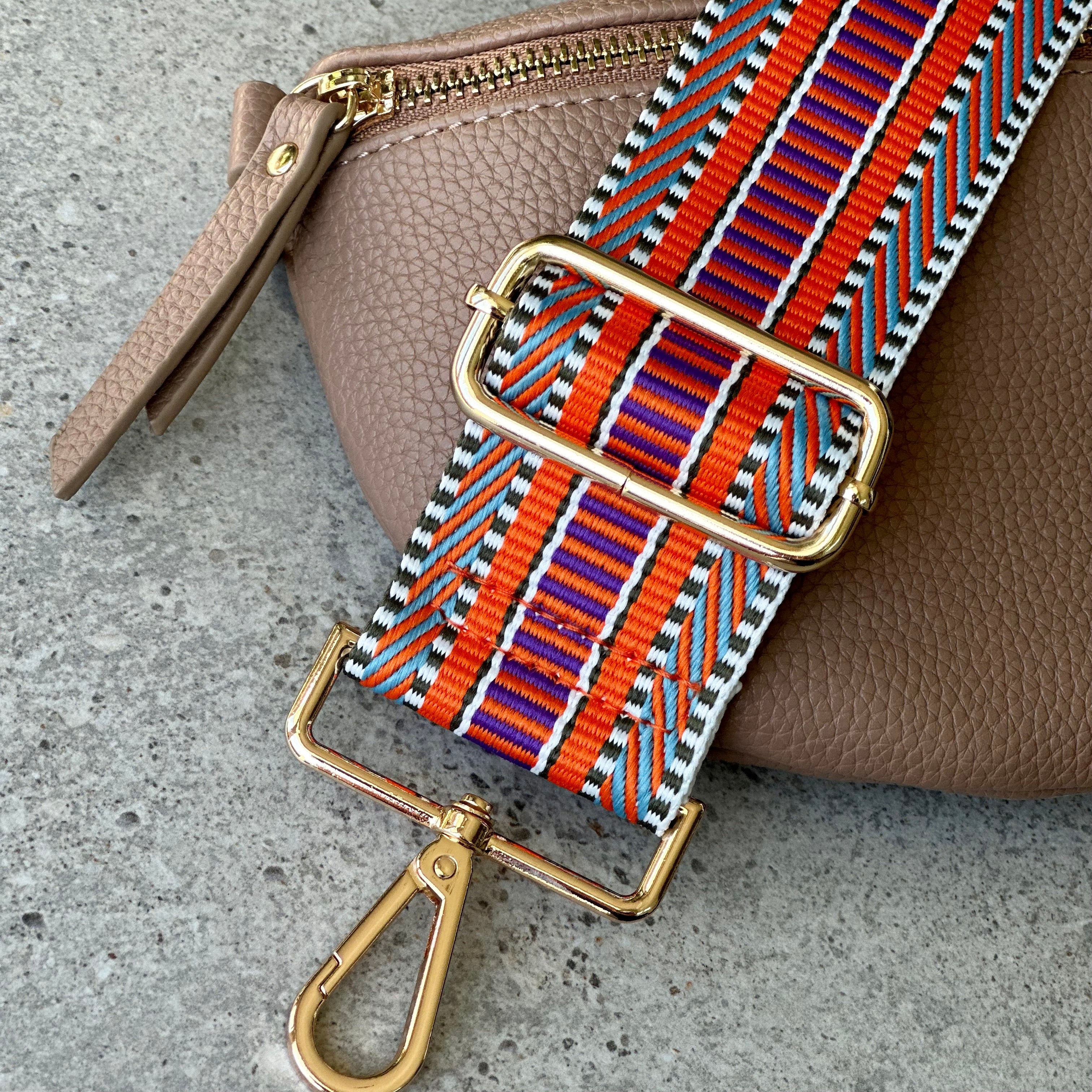 Bandoulière de sac Chevron Noir - PRÉCOMMANDE LE 20 DÉC.