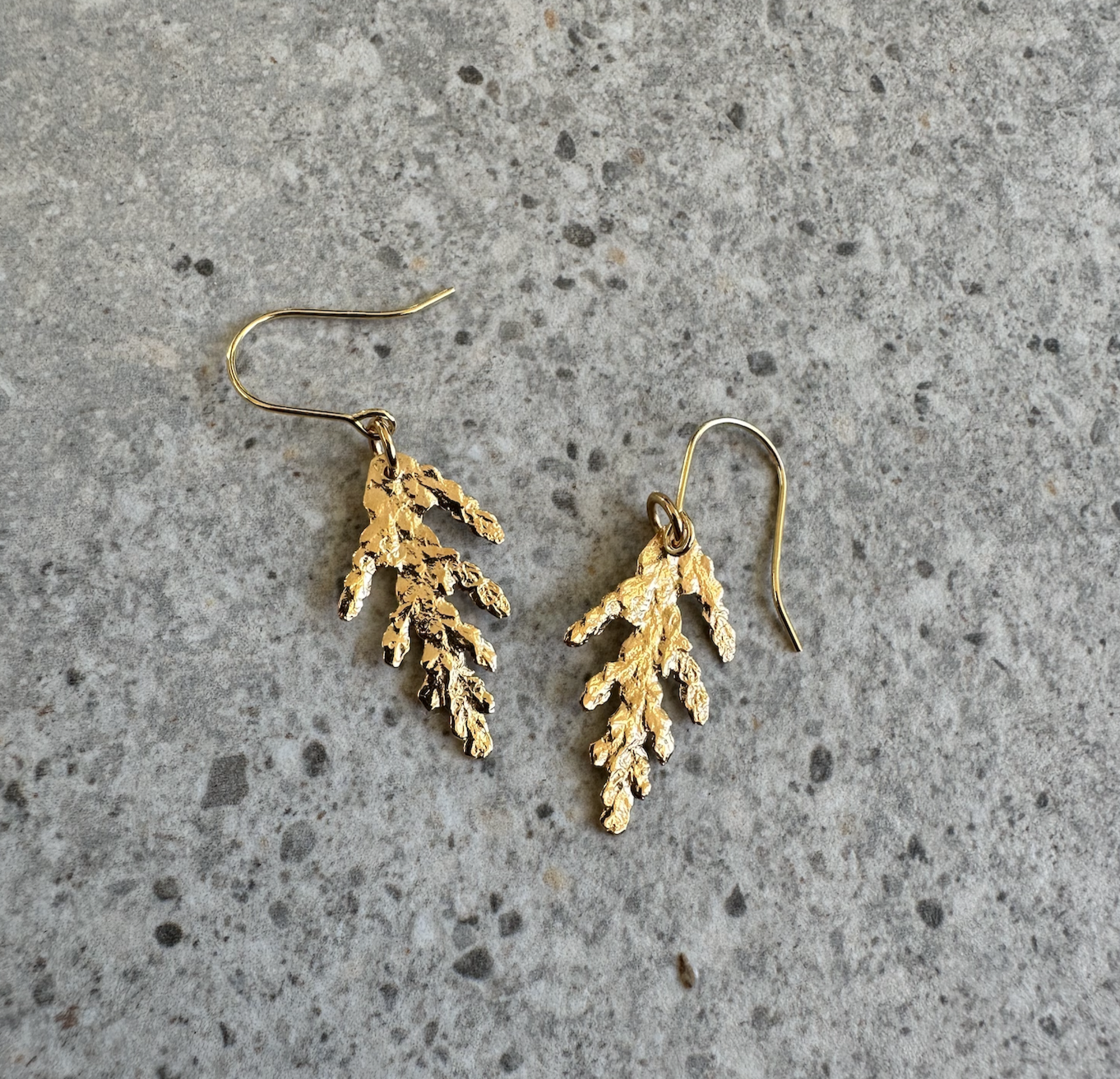 Tiny Cedar Earrings in Yellow Gold