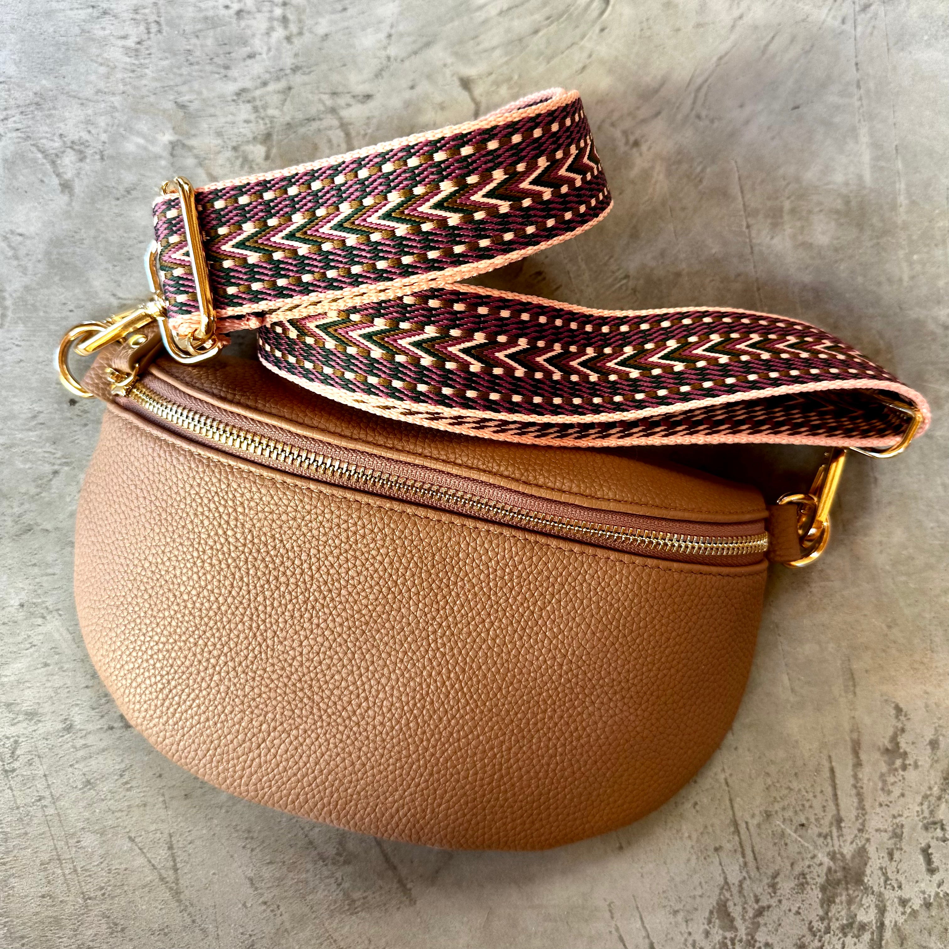 Crossbody bag Tan