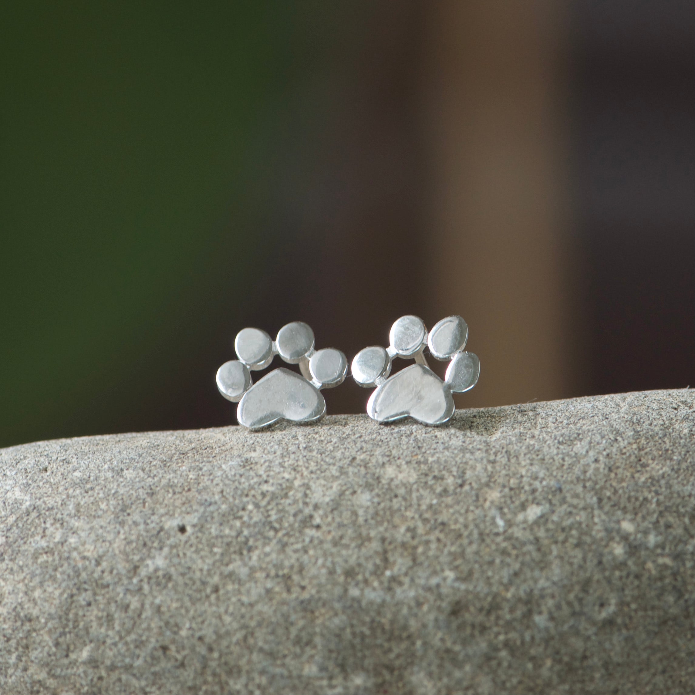 Dog paw stud earrings