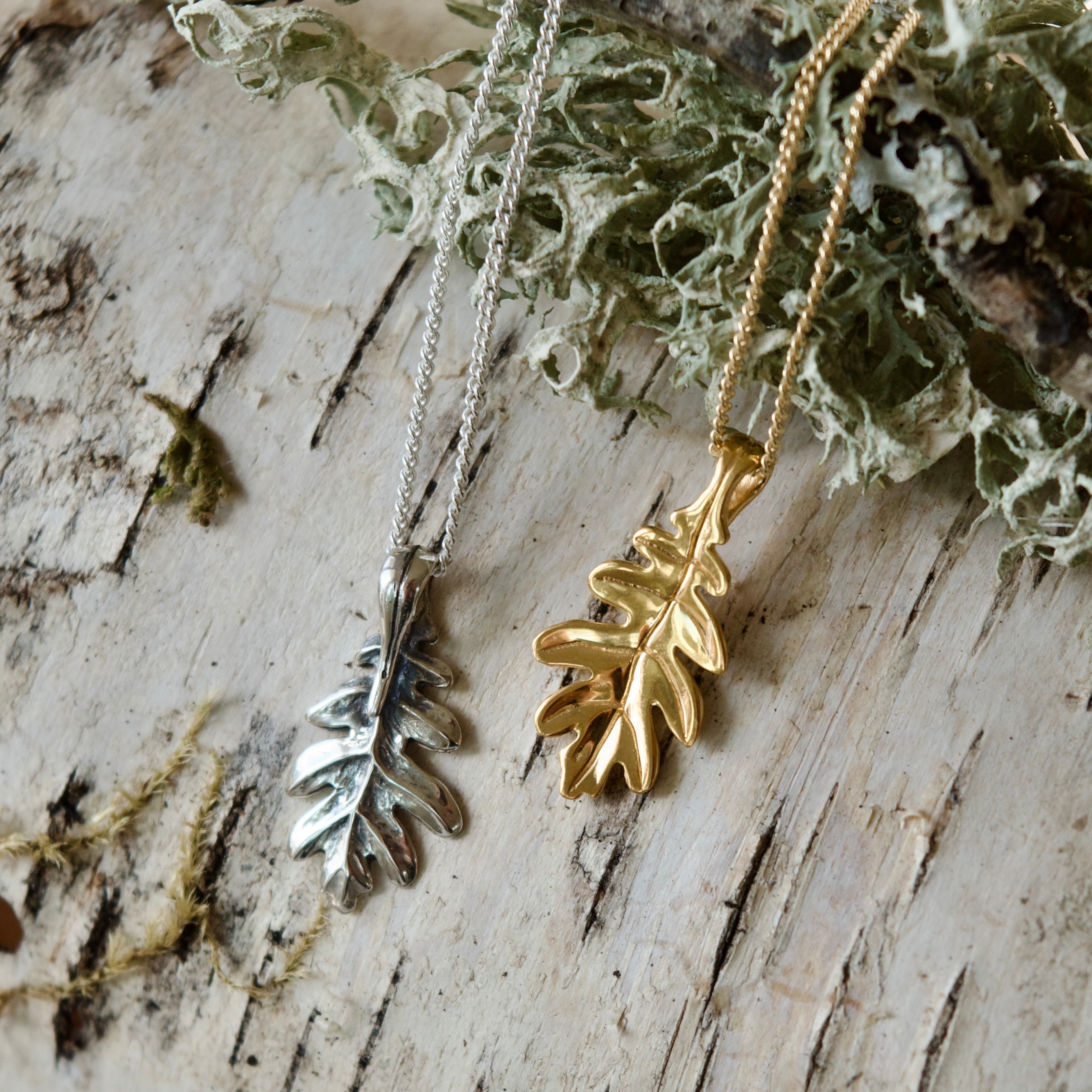 Tiny Oak Charm Necklace Gold