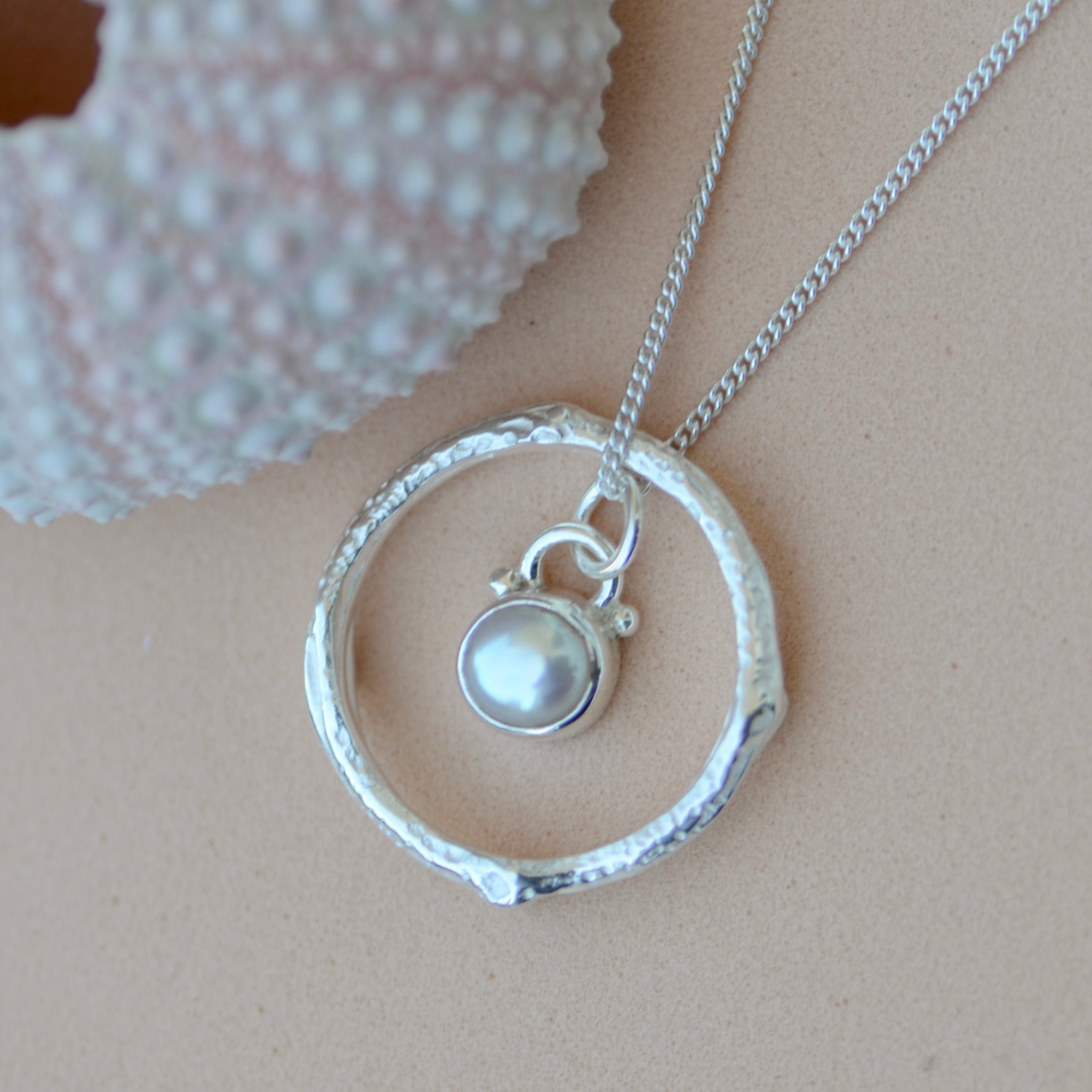 Twig Infinity Necklace Silver