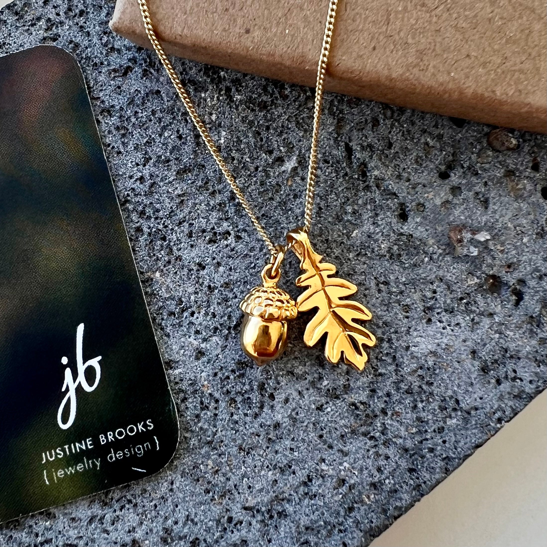 Oak + Acorn Charm Necklace Gold