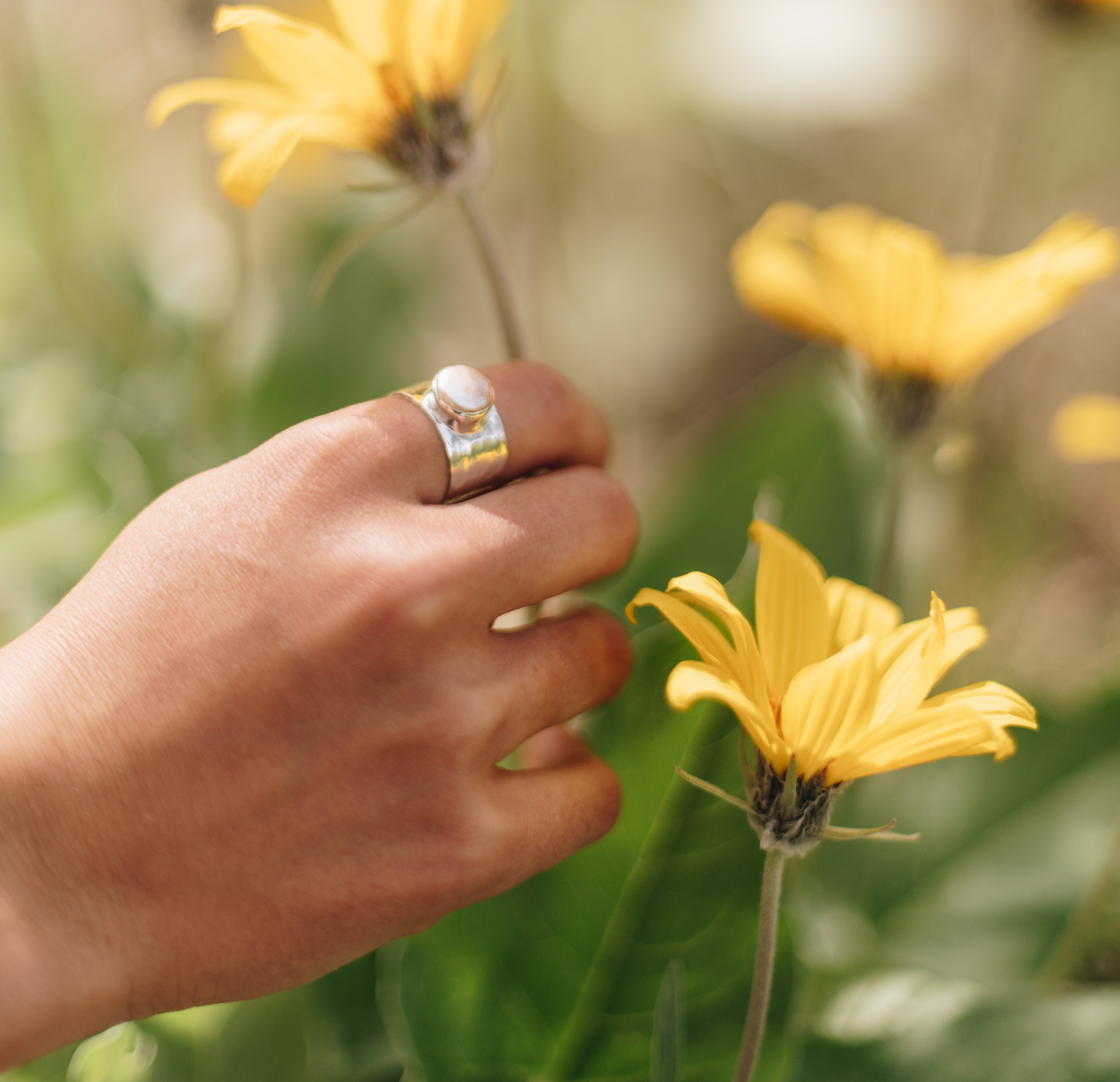 Pearl Band Ring