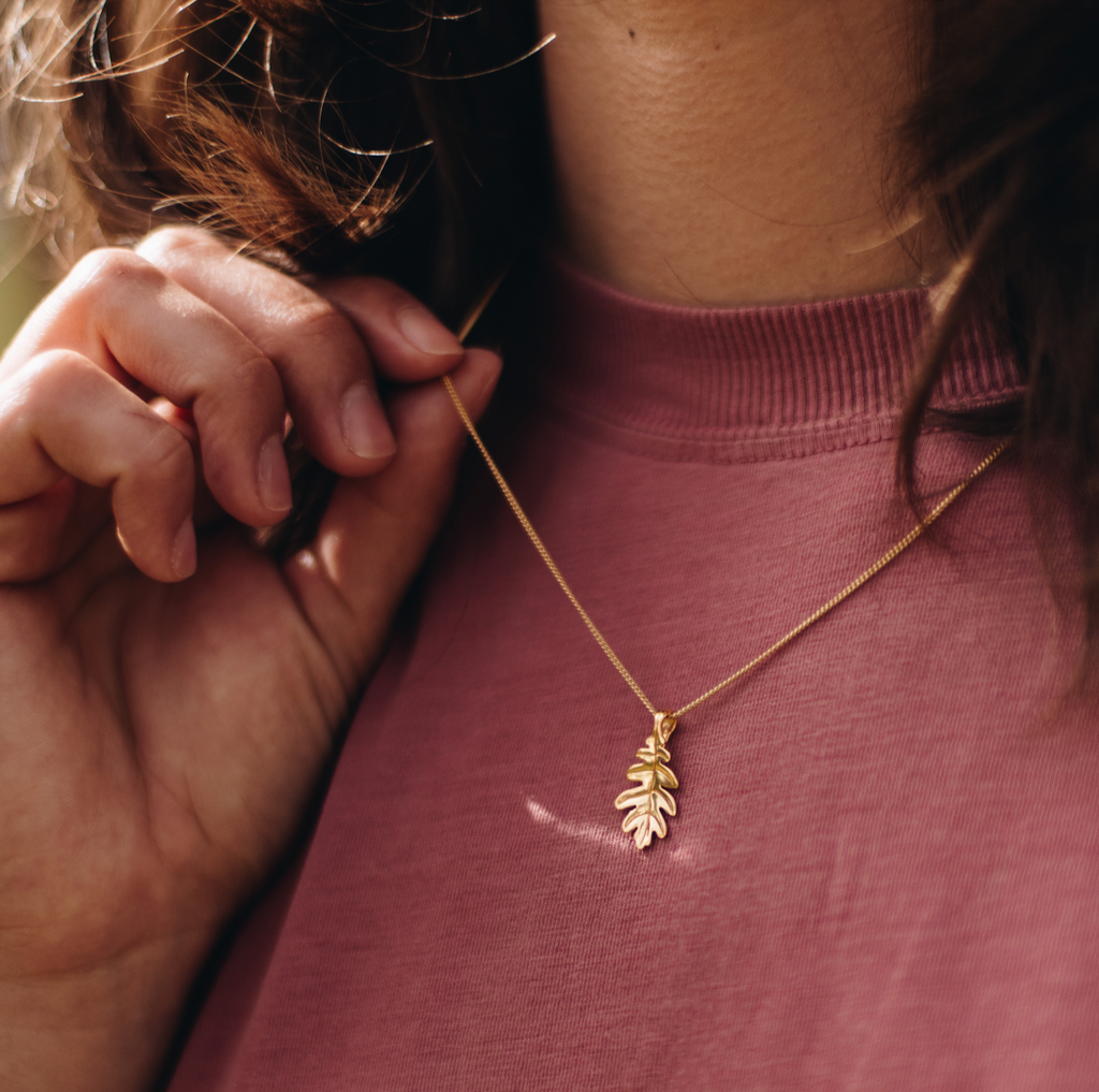 Tiny Oak Charm Necklace Gold
